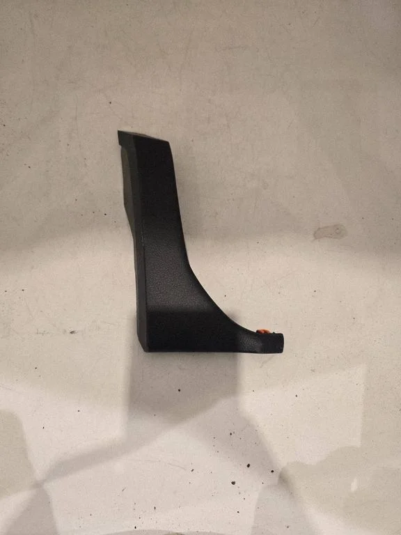 Dashboard center trim panel P6MA64LC5AB