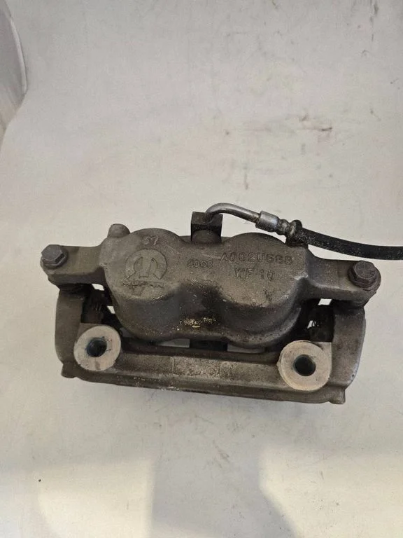 Front brake caliper – Dodge Challenger (2008-2023)