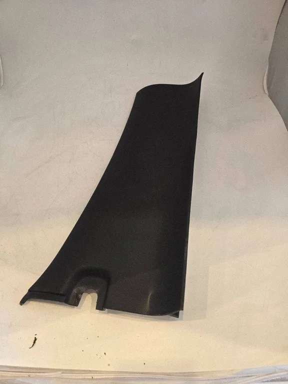 (A) pillar trim 110132