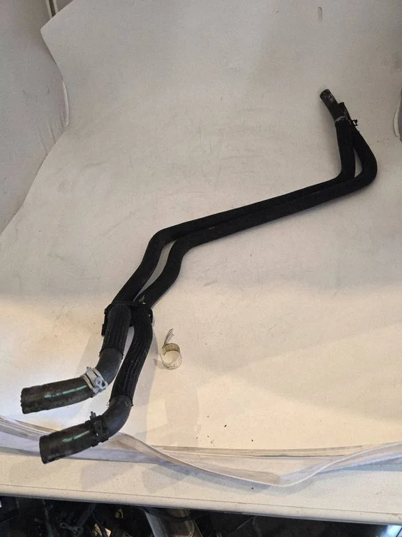 Engine coolant pipe/hose 68268582AD