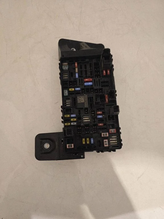 Fuse box set 63565454