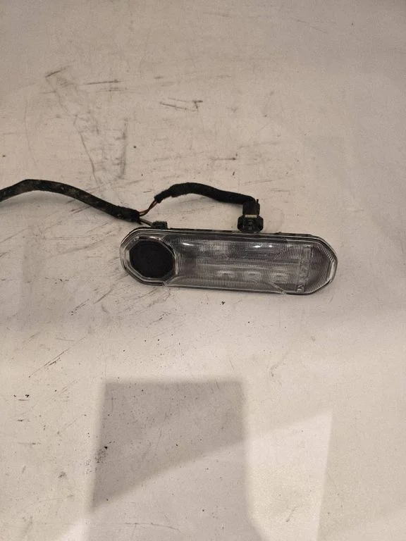 Boot/trunk interior light 68312567AB