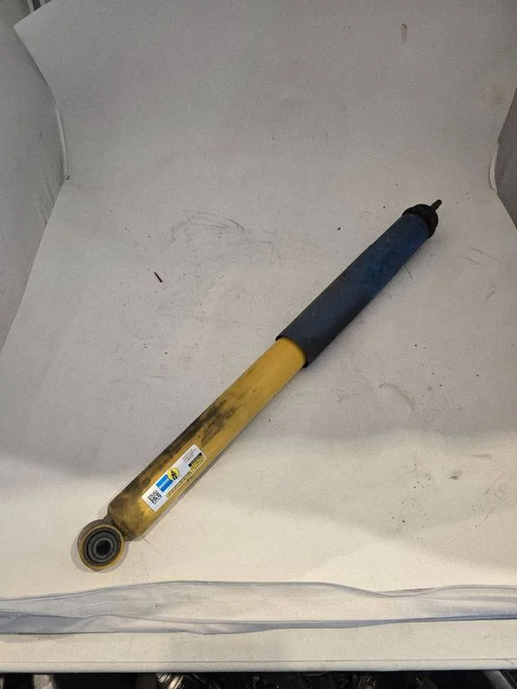 Rear shock absorber/damper P68323474AE