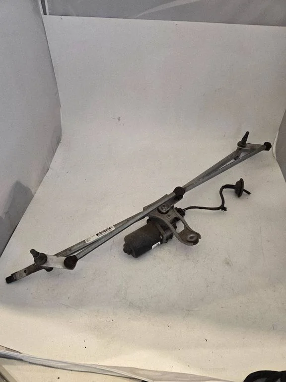 Front wiper linkage and motor – Ram 1500 DT (2018-)