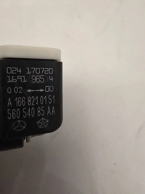 Drošības spilvenu trieciena sensors – Dodge Challenger (2008-2023)