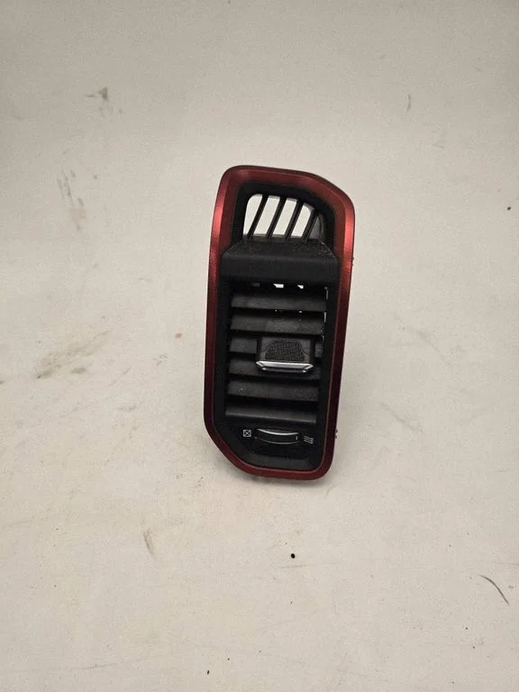 Dashboard side air vent grill/cover trim 5YM462X7AE
