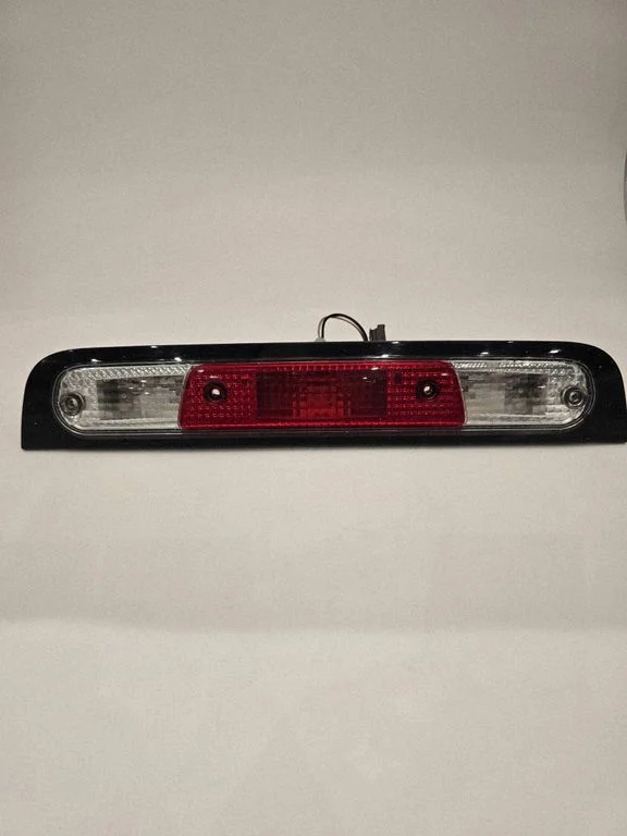 Third/center stoplight – Ram 1500 DT (2018-)