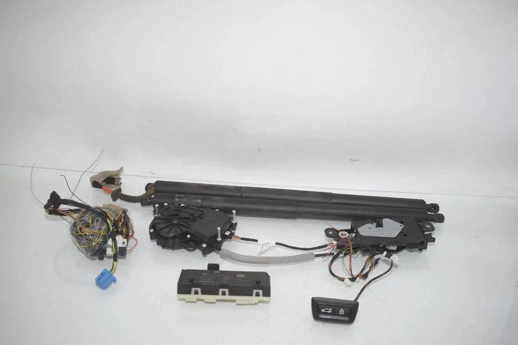 Tailgate hydraulic set – BMW X1 F48 F49 (2015-2022)