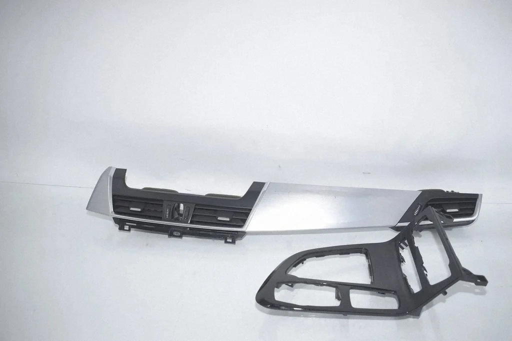 Dashboard glove box trim 9287611