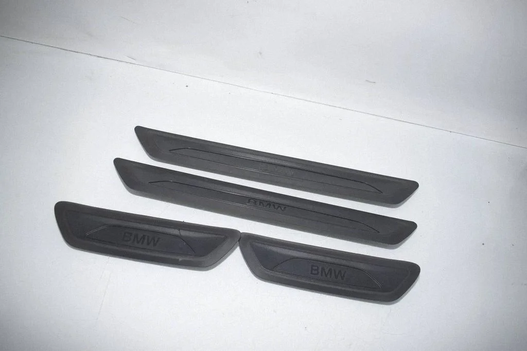 Listwy progowe wewnętrzne (komplet) – BMW X1 F48 F49 (2015-2022)