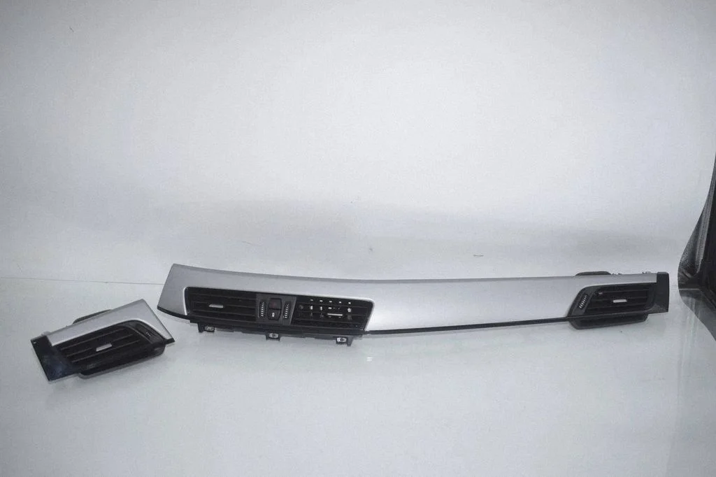 Salongi dekoratiivviimistluse komplekt – BMW X1 F48 F49 (2015-2022)