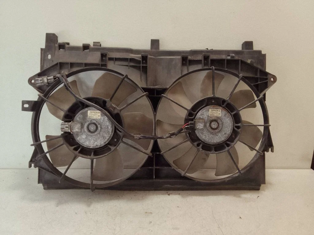 Radiator cooling fan shroud – Toyota Avensis T250 (2003-2006)