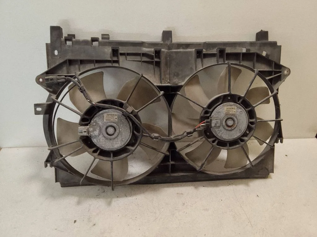 Radiator cooling fan shroud – Toyota Avensis T250 (2003-2006)
