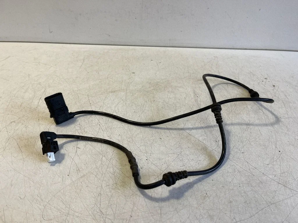 Front ABS sensor wiring – Mercedes-Benz E-Class W214 (2024-)