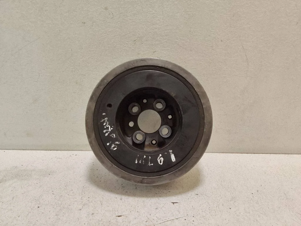 Crankshaft pulley – Volkswagen Passat B5.5 (2001-2005)