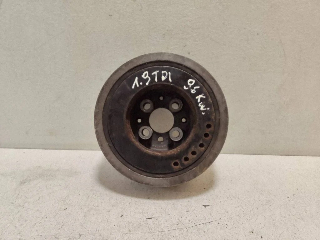 Crankshaft pulley – Volkswagen Passat B5.5 (2001-2005)