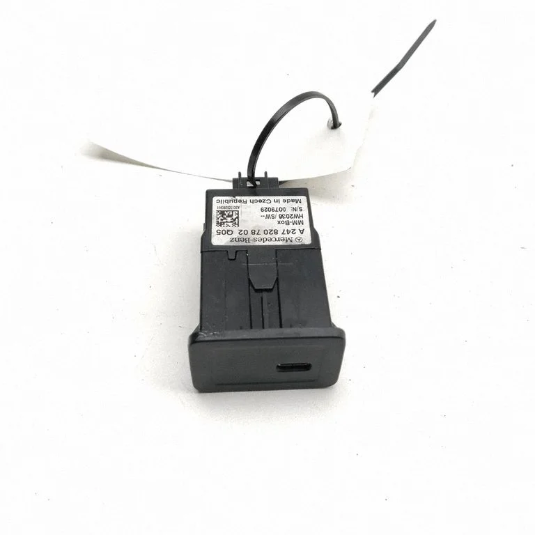 USB ligzda A2478207802