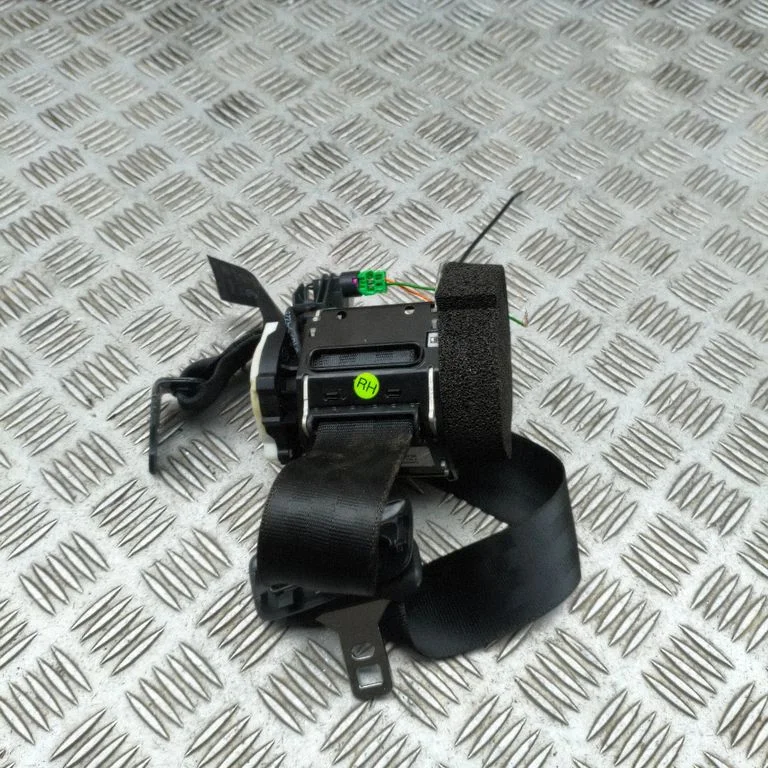 Rear seatbelt 34147923