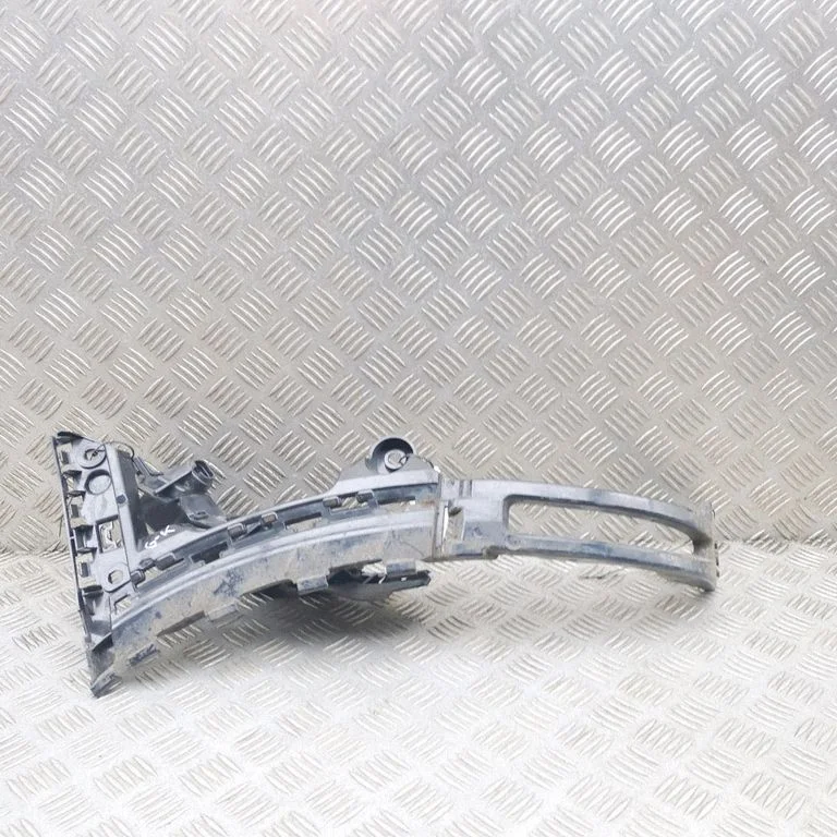 Rear bumper mounting bracket – Mercedes-Benz GLB X247 (2019-2025)