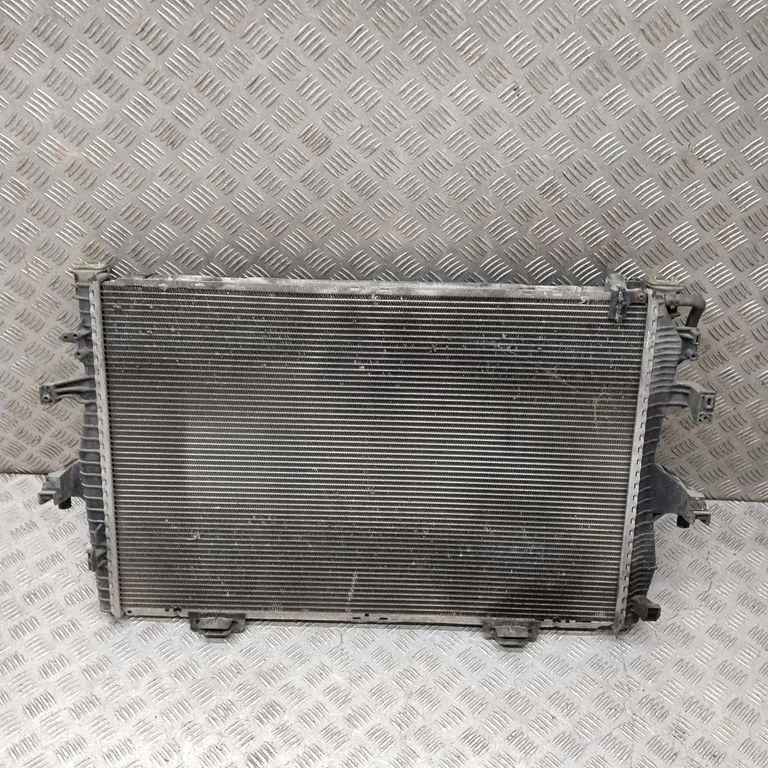 Dzesēšanas šķidruma radiators 8MK376719