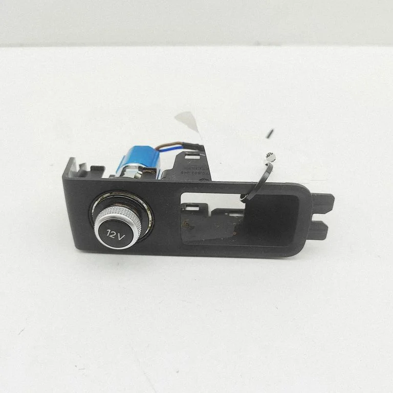 Cigarette lighter 8Y0863349