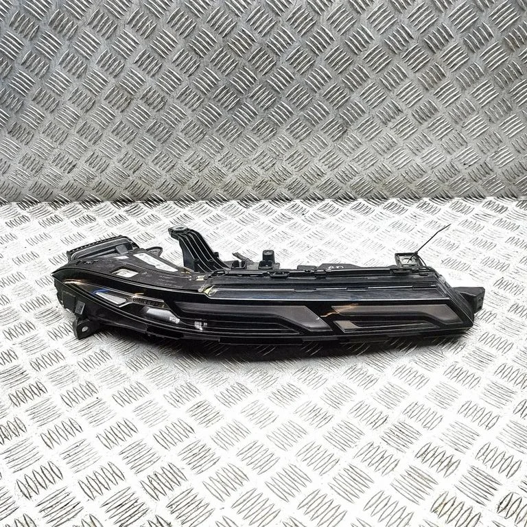 Reflektor – BMW X7 G07 (2018-)