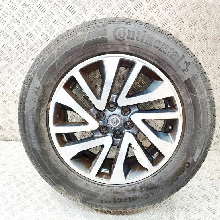 R18 vieglmetāla disks (-i) – Nissan Navara D40 (2004-2015)