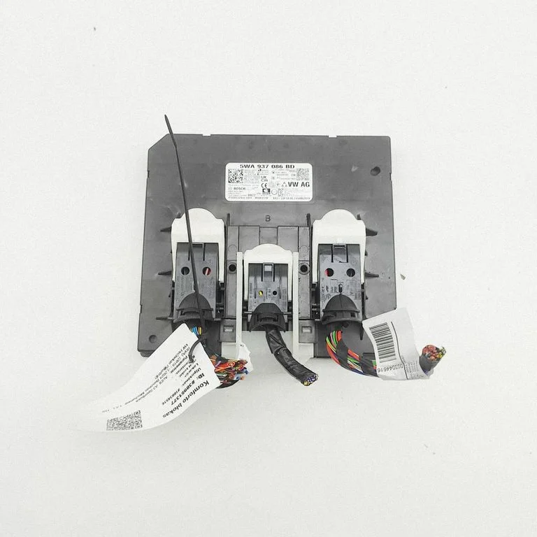 Central body control module F005V04104