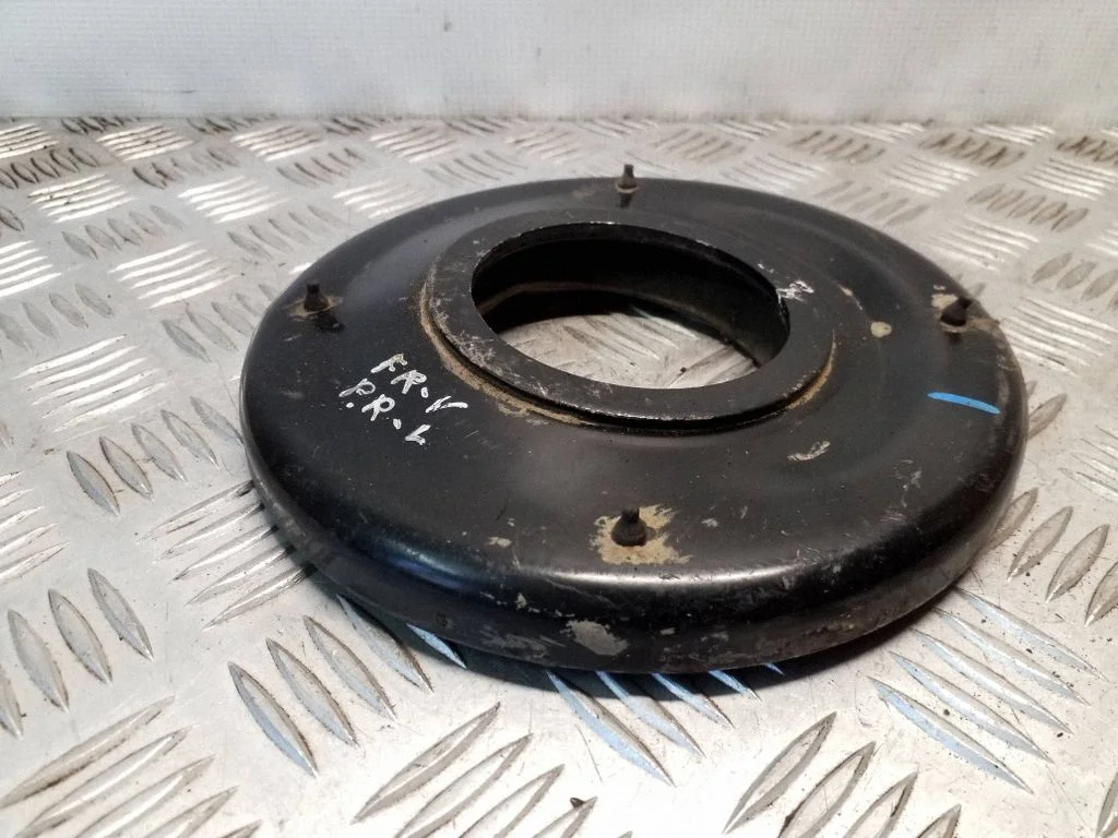 Keerdvedru ülemine tugi – vasak