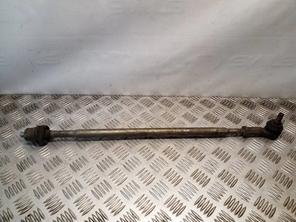 Steering tie rod – right