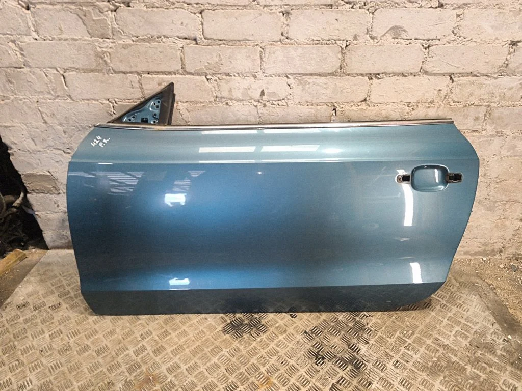Front door coupe – front left