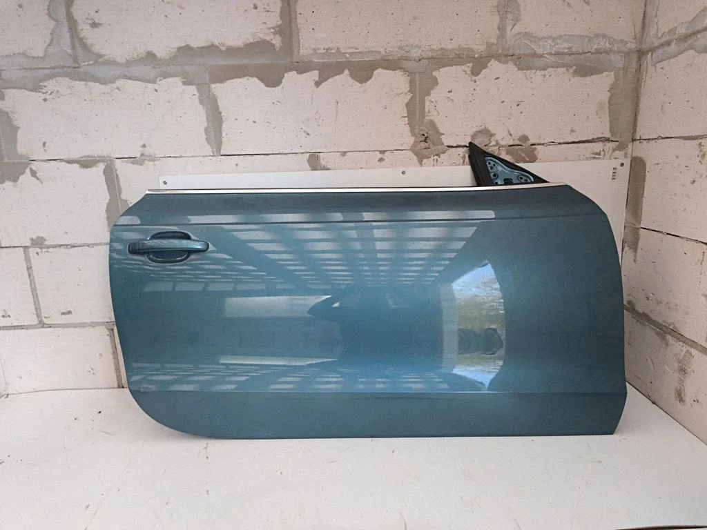 Front door coupe – front right