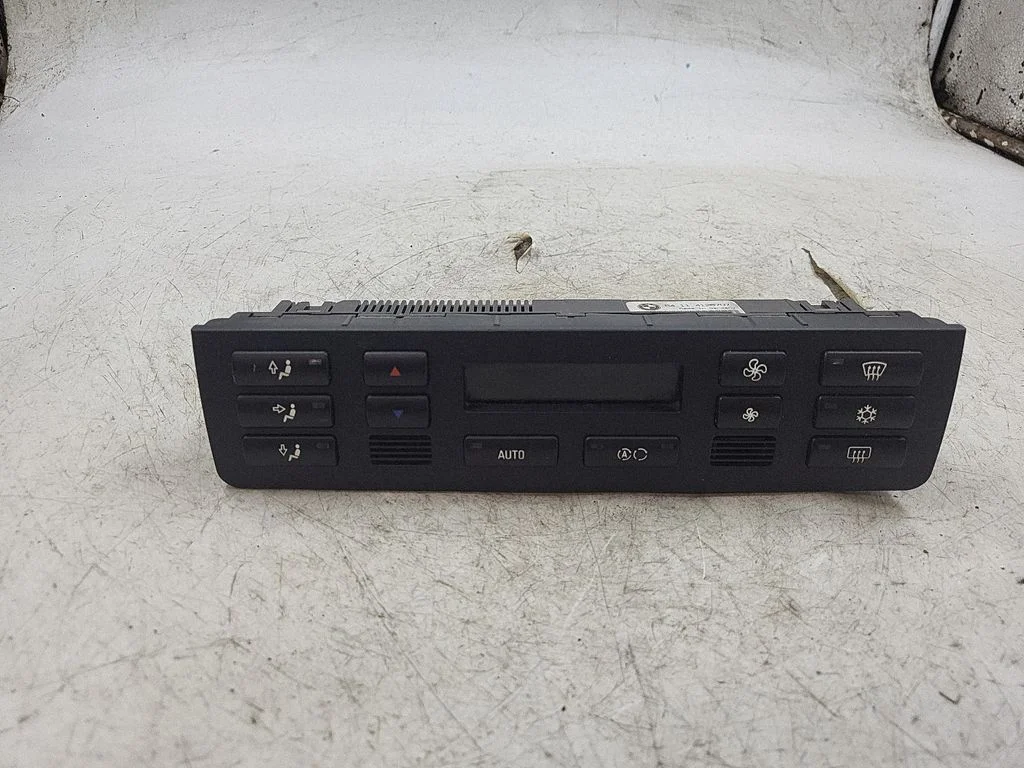 Climate control unit 64114126707