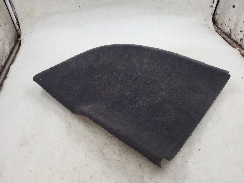 Trunk/boot trim cover – BMW 3 Series E46 (1998-2005)
