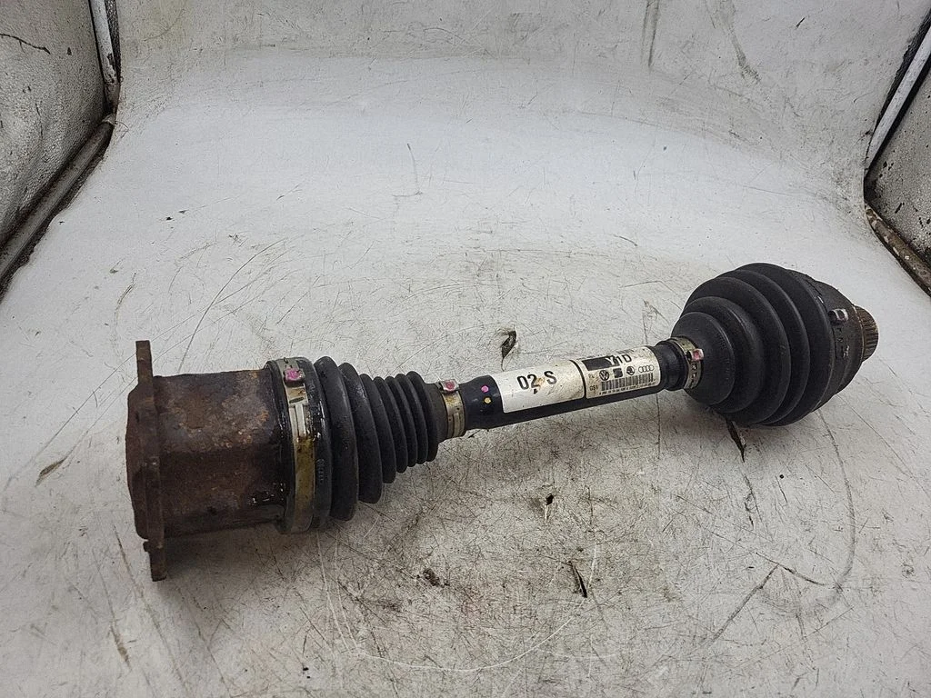 Front driveshaft 8K0407271D
