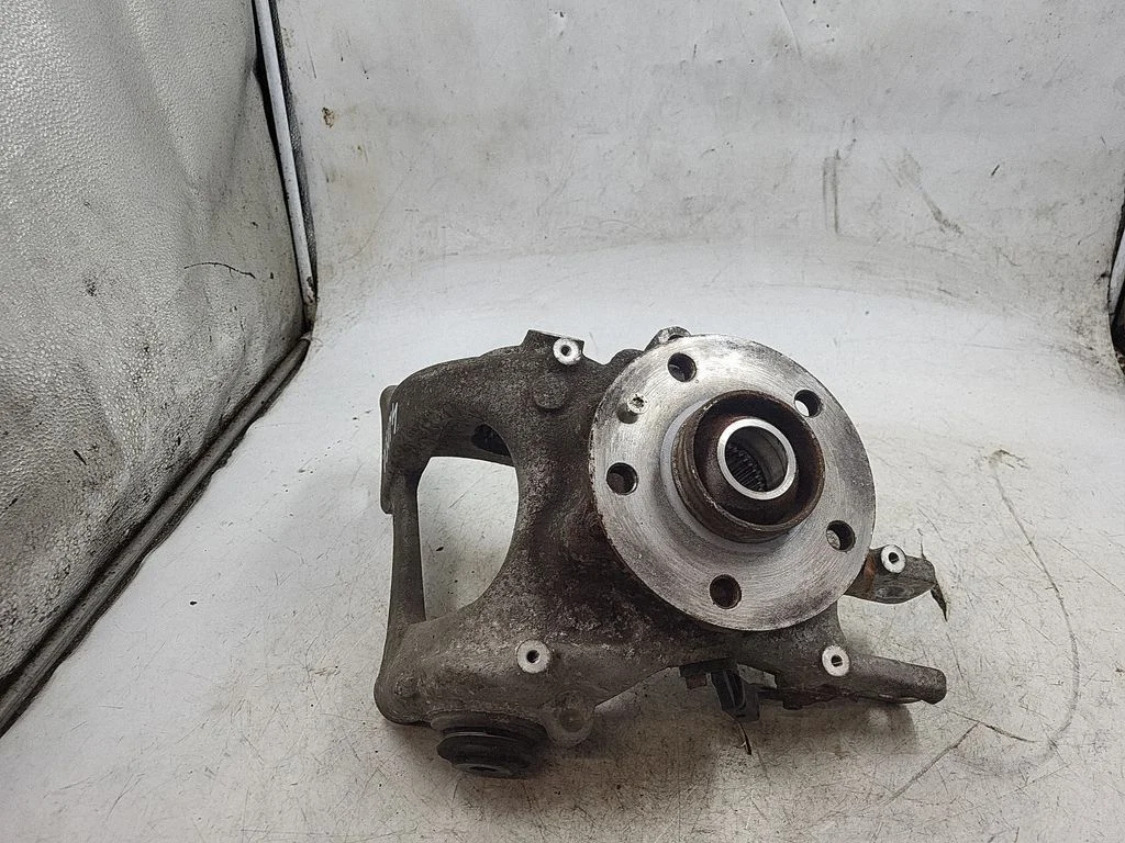 Rear wheel hub – Audi A5 8T 8F (2007-2016)