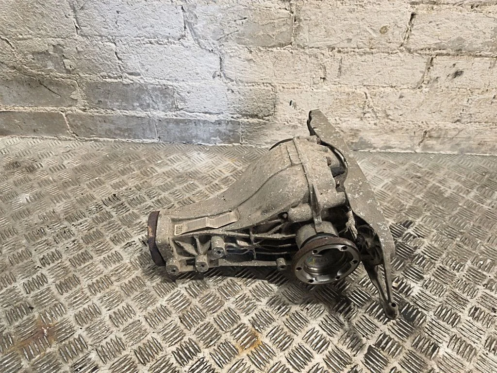 Rear differential 0AR525083B