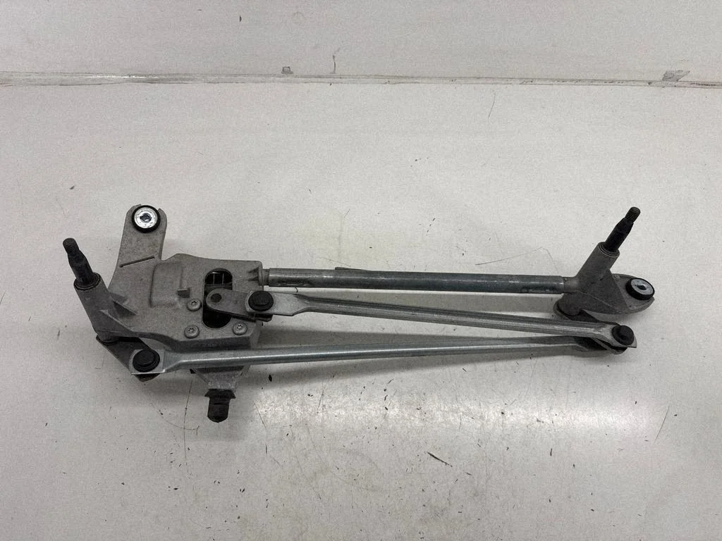Front wiper linkage and motor LJ6B17500AE