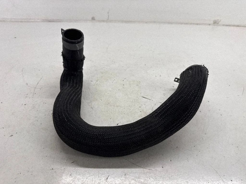 Engine coolant pipe/hose LX618B273