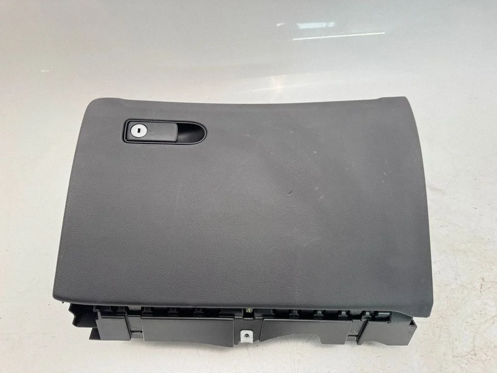Glove box – Mercedes-Benz GLC-Class C253 (2016-)