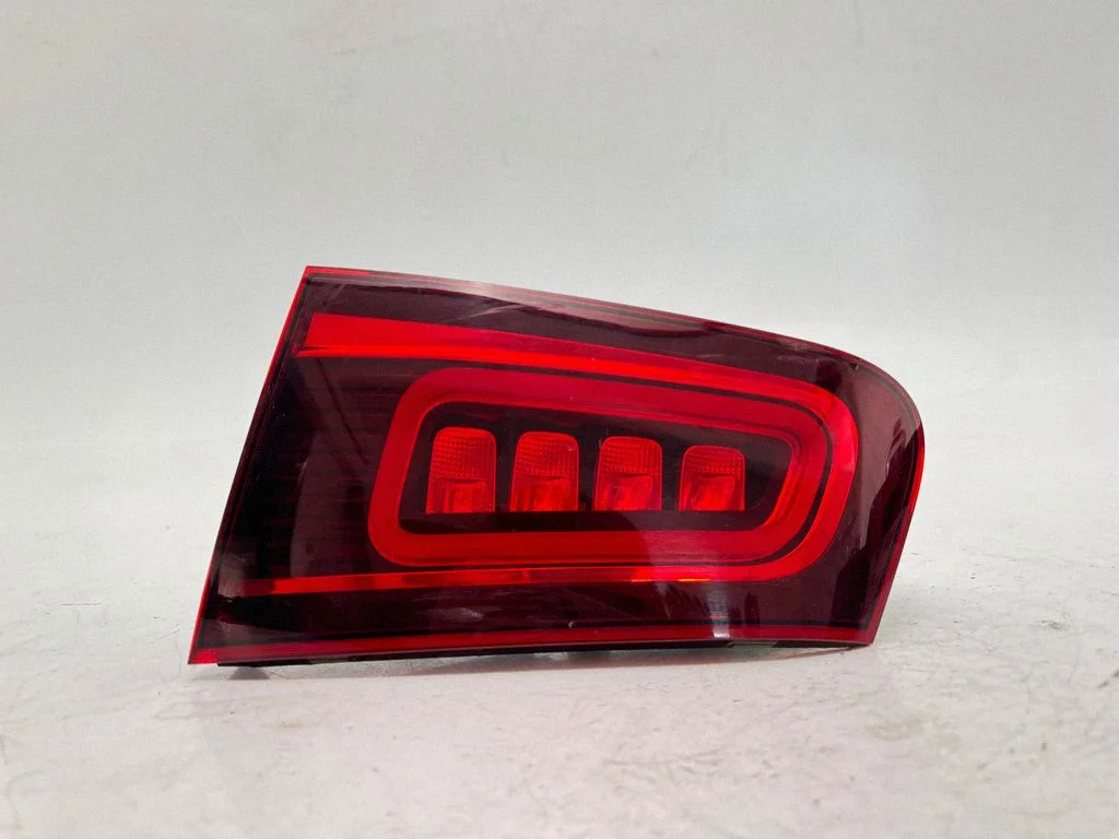 Rear/tail lights A2539062403