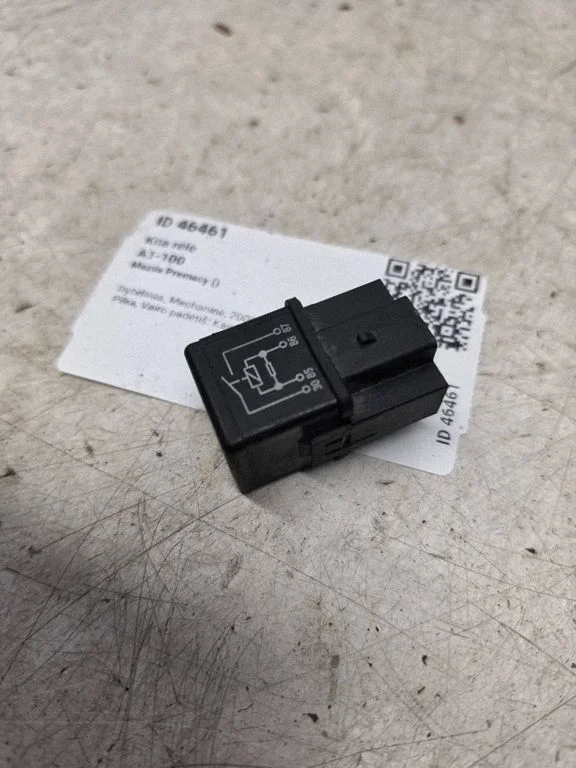 Cits relejs V23134B52X379