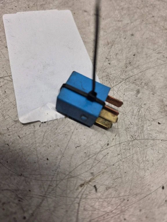 Other relay – KIA Sorento (2002-2009)
