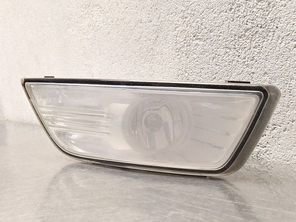 Front fog light – Ford Mondeo MK IV (2007-2014)