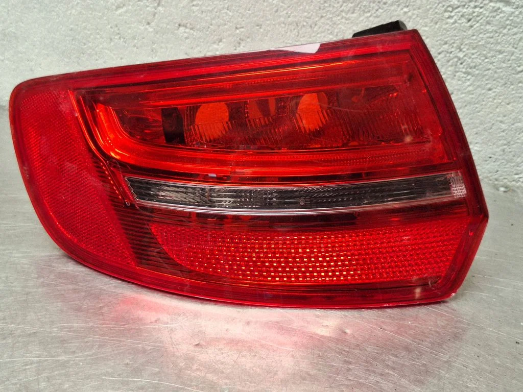Lampa tylna w błotniku – Audi A3 S3 8P (2003-2012)