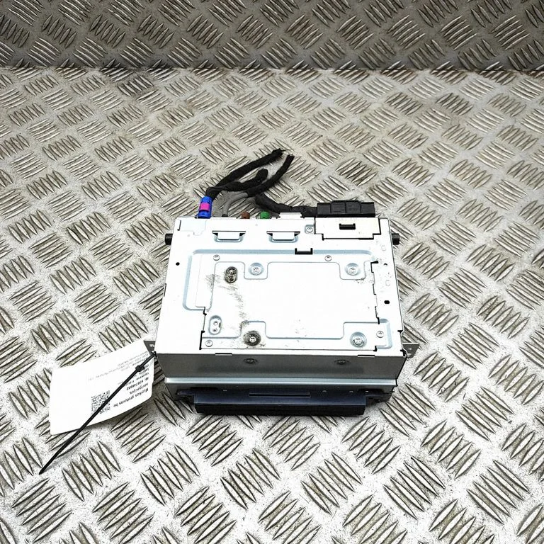 Radio/CD/DVD atskaņotājs/navigācija 31466821AA