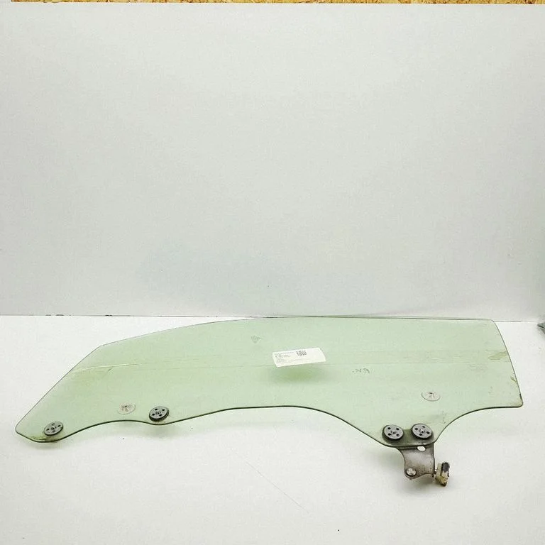 Front door window/glass (coupe) SU003G0020