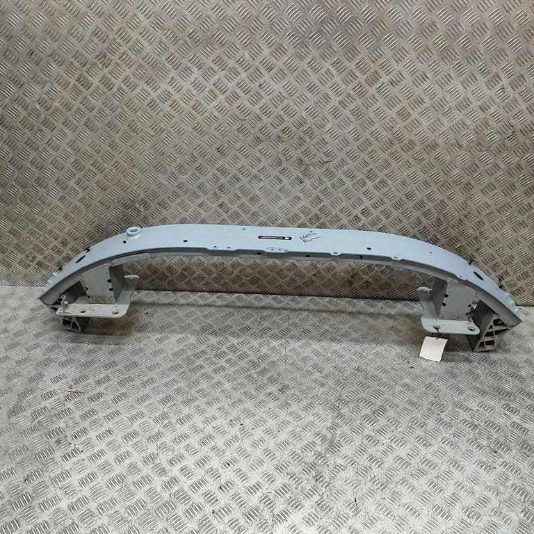 Priekšējā bampera šķērssija SK2F8400010A70