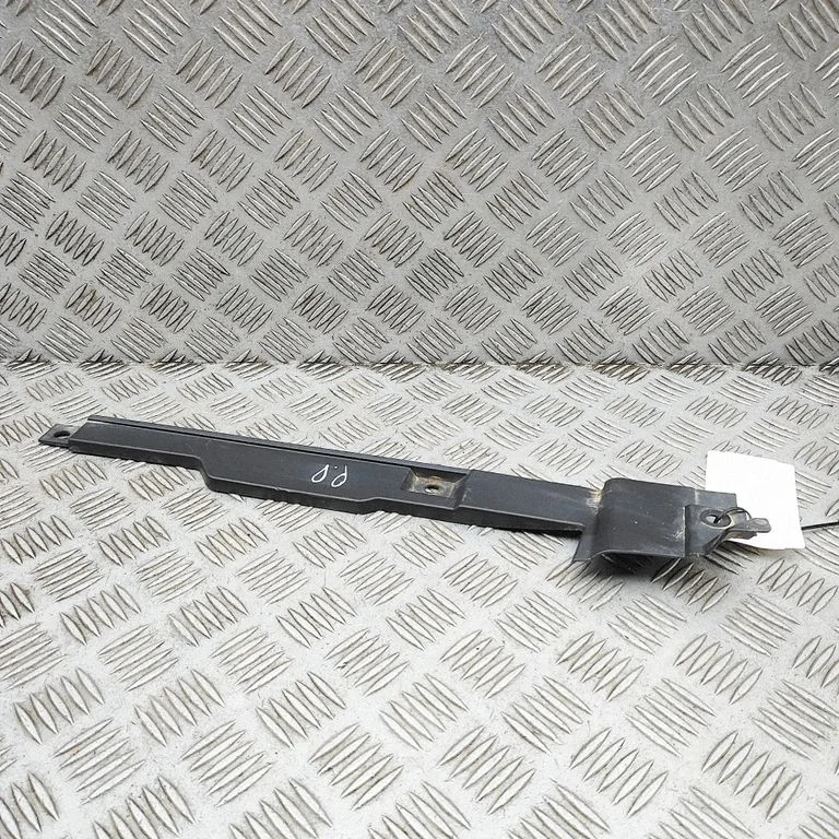Priekšējā sliekšņa apdare (iekšējā) SA3HK5302242