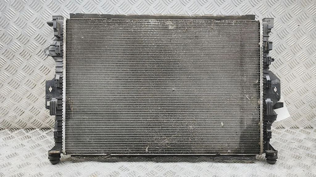Jahutusvedeliku radiaator – Volvo S60 (2014-2018)
